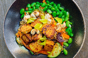Tofu mit Reis und Gemüse